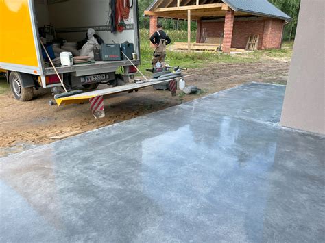 The history of the origin of polishing concrete floors