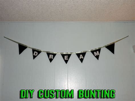 Computer Shop Bunting Sample 的图像结果