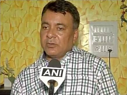 MHA अधिकारी ने बीवी के लिए इमोशनल चिट्ठी लिख छोड़ा घर