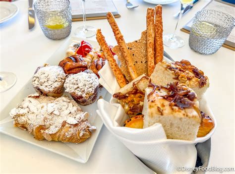 Disney Wonder Cruising: 2023 Restaurant Guide | the disney food blog