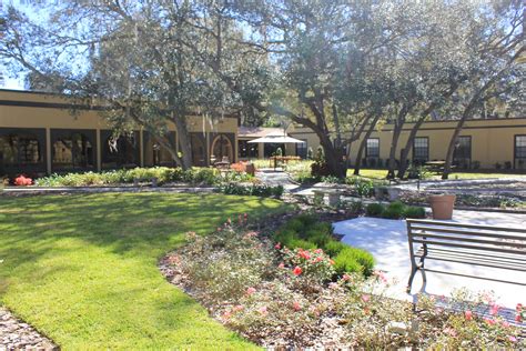 Fairway Oaks Center UPDATED FEBRUARY 2026 View Photo, Amenities & Video