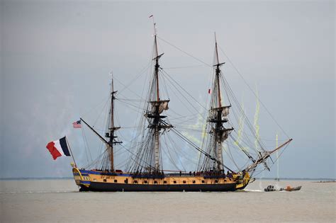 Sex 18th Century Sailing Ships