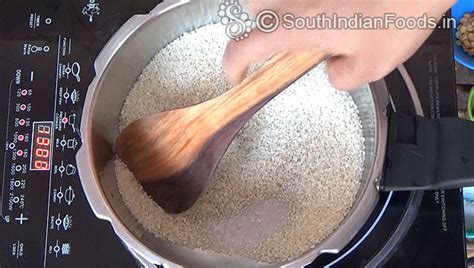 Rice rava upma | Pacharisi kurunai upma-How to make-Step by step photos ...
