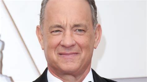 Tom Hanks' Elvis movie, halted due to COVID-19, resumes production