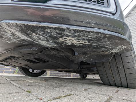 White / Cream Substance on Car from collision with bag. : r/CarTalkUK