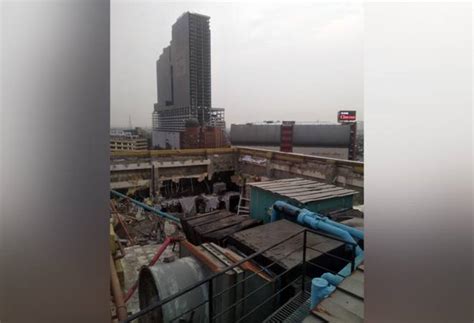 Viral video shows roof of DLF Mall of India in Noida collapsing; mall ...