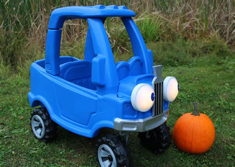 Here Comes The Fun: Little Blue Truck Halloween Costume