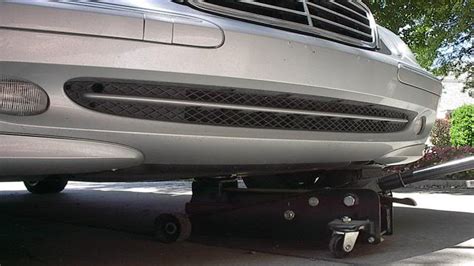 Mercedes-Benz E-Class and E-Class AMG: How to Jack Up Your Car | Mbworld