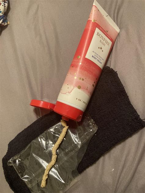 Is this body cream expired?! : r/bathandbodyworks