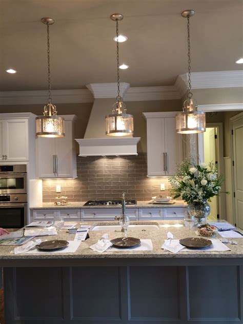 30+ Modern Farmhouse Kitchen Island Lights