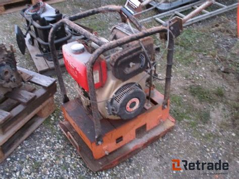 Stamper Compactor Training 的图像结果