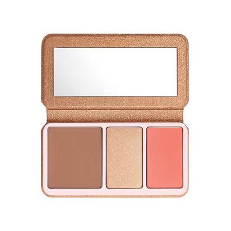 2023 winter makeup trends that need to be on your radar - Harpers bazaar