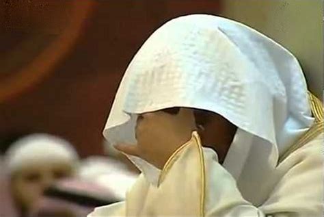 Saat Rasulullah Menangis - KonsultasiSyariah.in