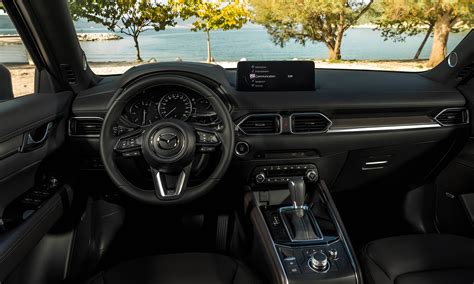 Купить Mazda CX-5. Mazda CX-5 Екатеринбург. Автосалон Прайм