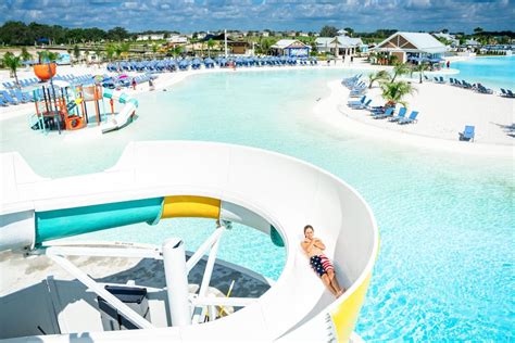 Mirada Lagoon in San Antonio | VISIT FLORIDA