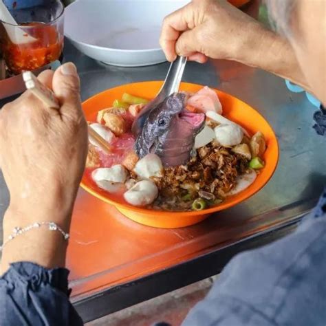 Street Food In Jaipur: A Culinary Journey Across The Pink City