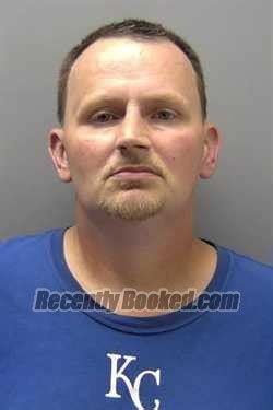 Recent Booking / Mugshot for BOBBY LEE BUCKLER in Buchanan County, Missouri