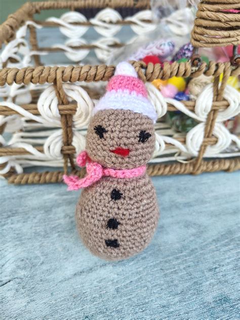 Handmade Crochet Snowman – Cozy & Adorable Winter Decor – Mogli Handicrafts