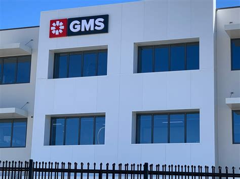 Graphics Building Signage 的图像结果