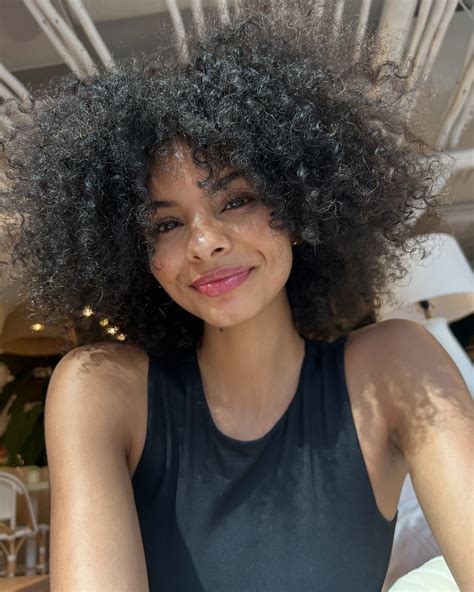 Ally Renee | Practicing gratitude ERYYDAY!! Don’t disregard all the blessings you have as soon ...