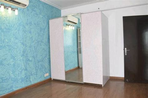 DLF The Icon in Sector 43 , Gurgaon: Price, Brochure, Floor Plan, Reviews