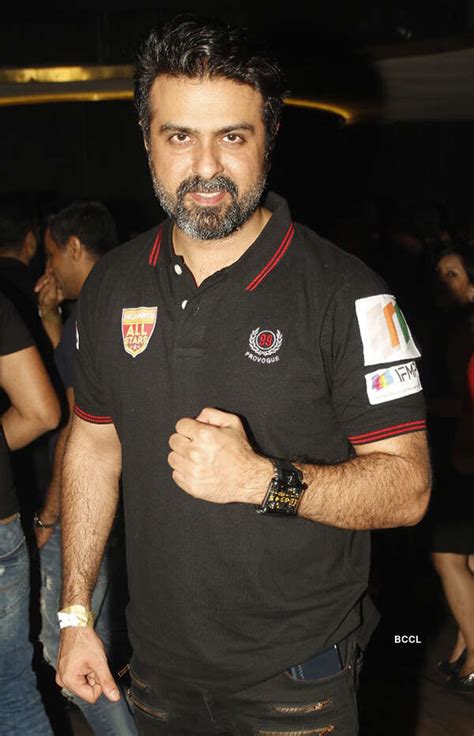 Indian Poker League: Prize distribution- The Etimes Photogallery Page 15