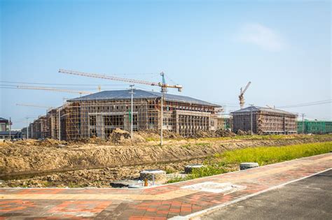 航拍唐曹铁路在曹妃甸新城的火车站建造进展，共四站曝光！