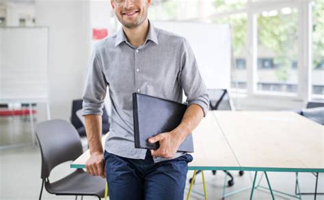 Rustic Town (NY) Genuine Leather Padfolio for Men Business Portfolio ...