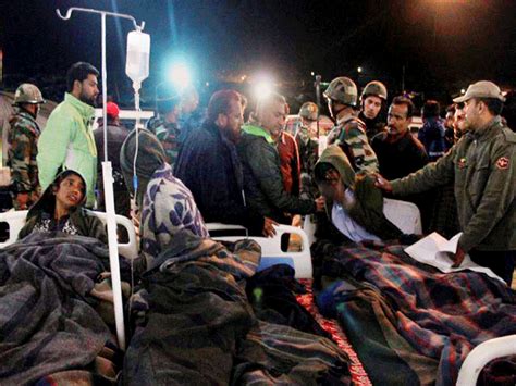 People moved to safe zones - Cloudburst near Amarnath base camp leaves ...