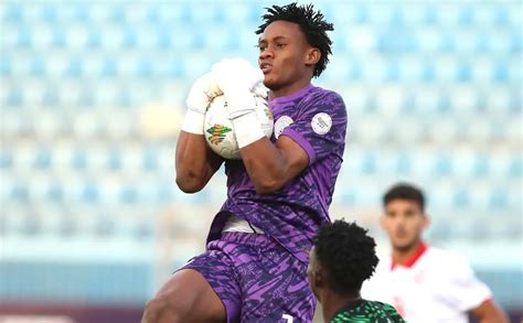 15-year-old goalkeeper Ebenezer Harcourt makes history with Nigeria debut