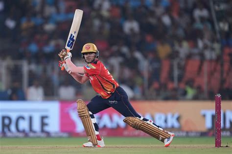 Priyansh Arya hits fastest ton against CSK, fans shower praise on PBKS ...