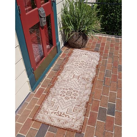 Unique Loom Outdoor Aztec 2 X 8 Rust Red Indoor/Outdoor Border Runner ...