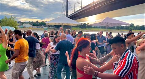 OPEN AIR SALSA Tanzworkshop, Tonhallenufer Düsseldorf, Dusseldorf, 2 ...
