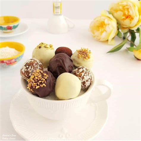 Iridescent Buttercream Tutorial 的图像结果