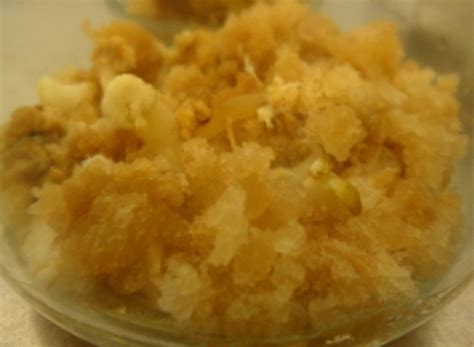 Fig. 1: Callus induction in hypocotyl (left) and cotyledon (right) explants