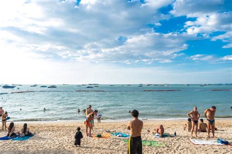 2023萨岛游玩攻略,芭提雅的海滩，周边遍布了好...【去哪儿攻略】