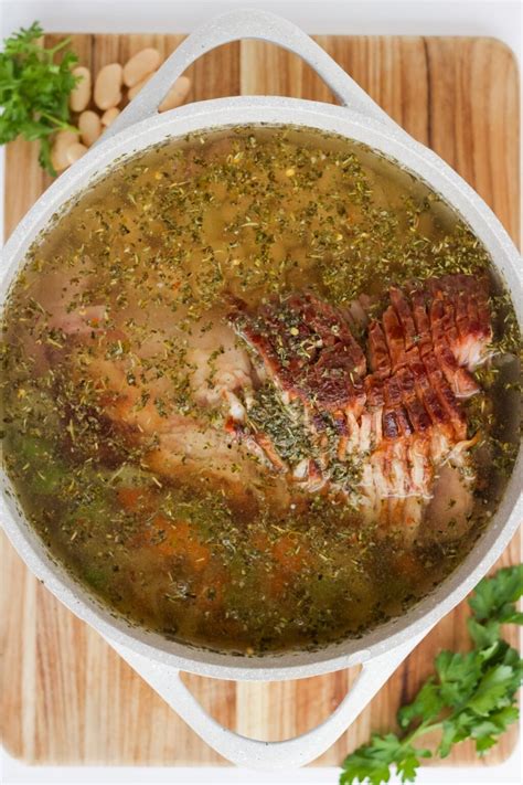 Leftover Ham and Cannellini Bean Soup - xoxoBella