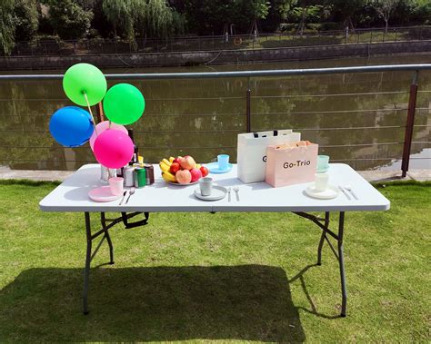 Go-Trio 6 Foot x 30 inch Folding Table, Indoor Outdoor Portable Plastic ...