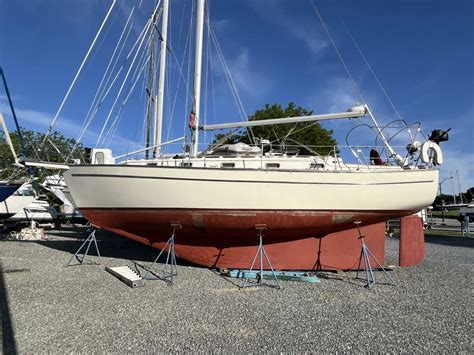 Serenity 38ft 1986 Island Packet Yacht For Sale Integrity Yacht Sales