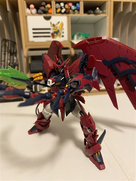 I don’t normally build RGs/HGs because of my big meaty claws, but I could not pass up the chance ...