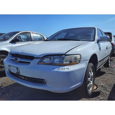 HONDA ACCORD 1998 | St-Catharines | Kenny U-Pull
