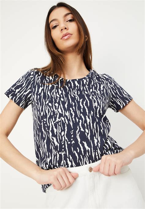 Buy Women Printed T-shirt Online at just Rs. 299.0 - 1000013672370 ...