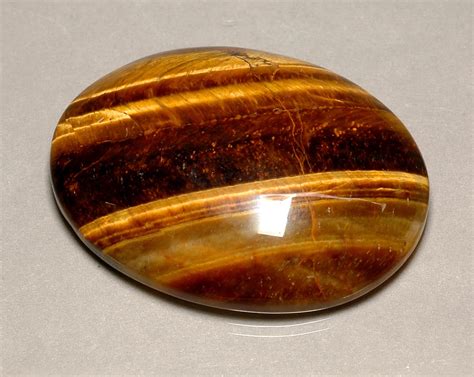 Tiger's Eye Gemstones; Chatoyant Tiger's Eye Quartz Information - GemSelect