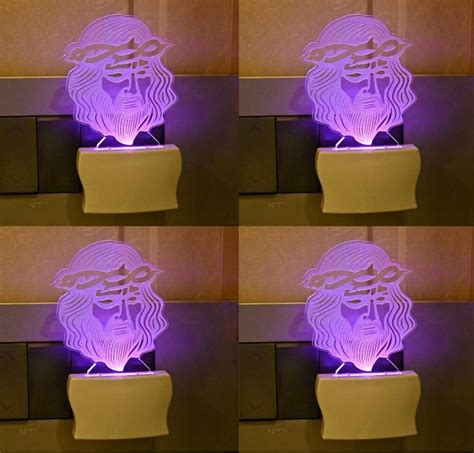 Jesus Wearing Spiky Crown 3D Illusion LED Plug & Play Wall Lamp, Pack ...