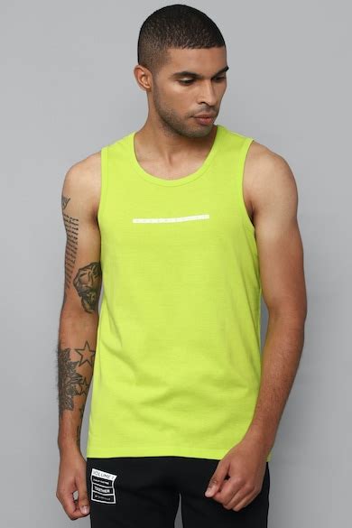 Buy Men Green Solid Crew Neck Vest Online - 720888 | Allen Solly