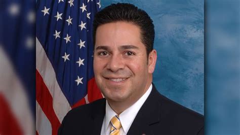 'People are dying': Senator shouts at RFK Jr. for refusing to respond ...