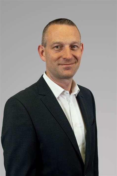 Tobias Daniel ist neuer Chief Sales Officer und Mitglied des Executive Boards der Schneeberger ...