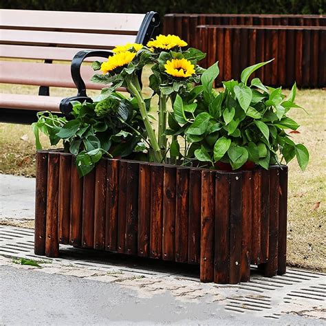 Homemade Garden Planters 的图像结果