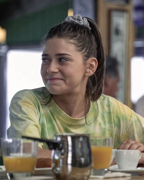 Molly Brown (@mollyelizabethbrown) • Instagram photos and videos