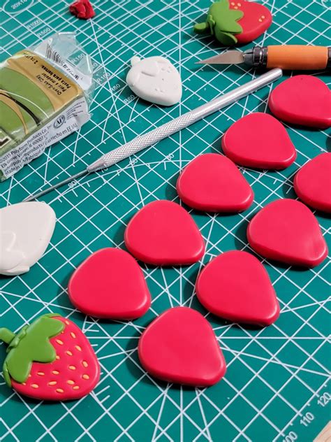 Working on some strawberries! : r/polymerclay